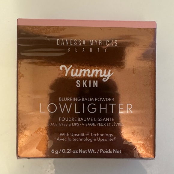 Danessa Myricks Beauty- Yummy Skin Blurring Balm Powder - Picture 8 of 11